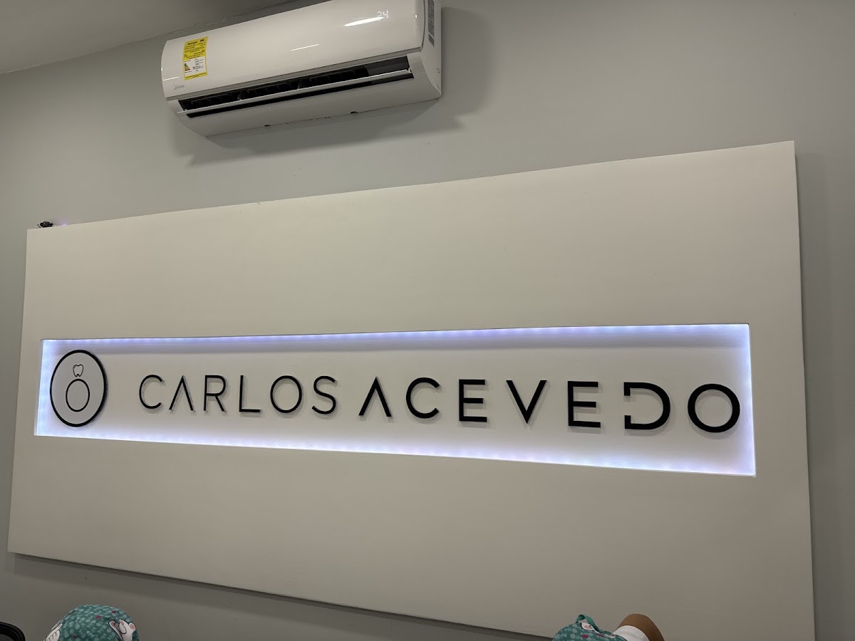 Carlos Acevedo Odontología photo 2