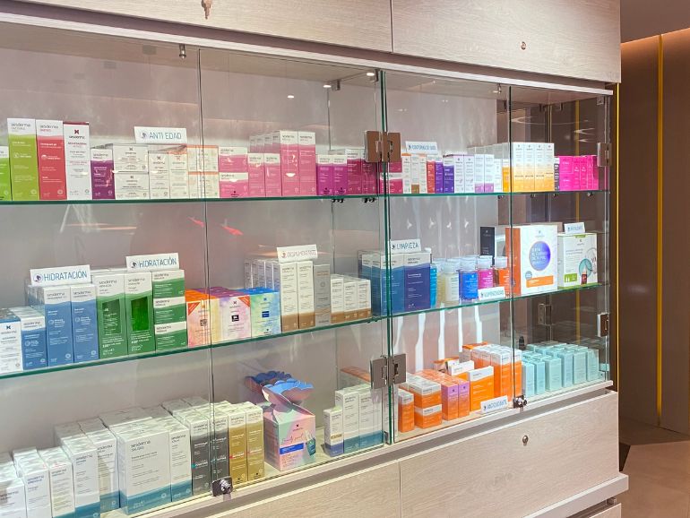 Centro de Dermatología y Estética Ana María Rebolledo photo 3