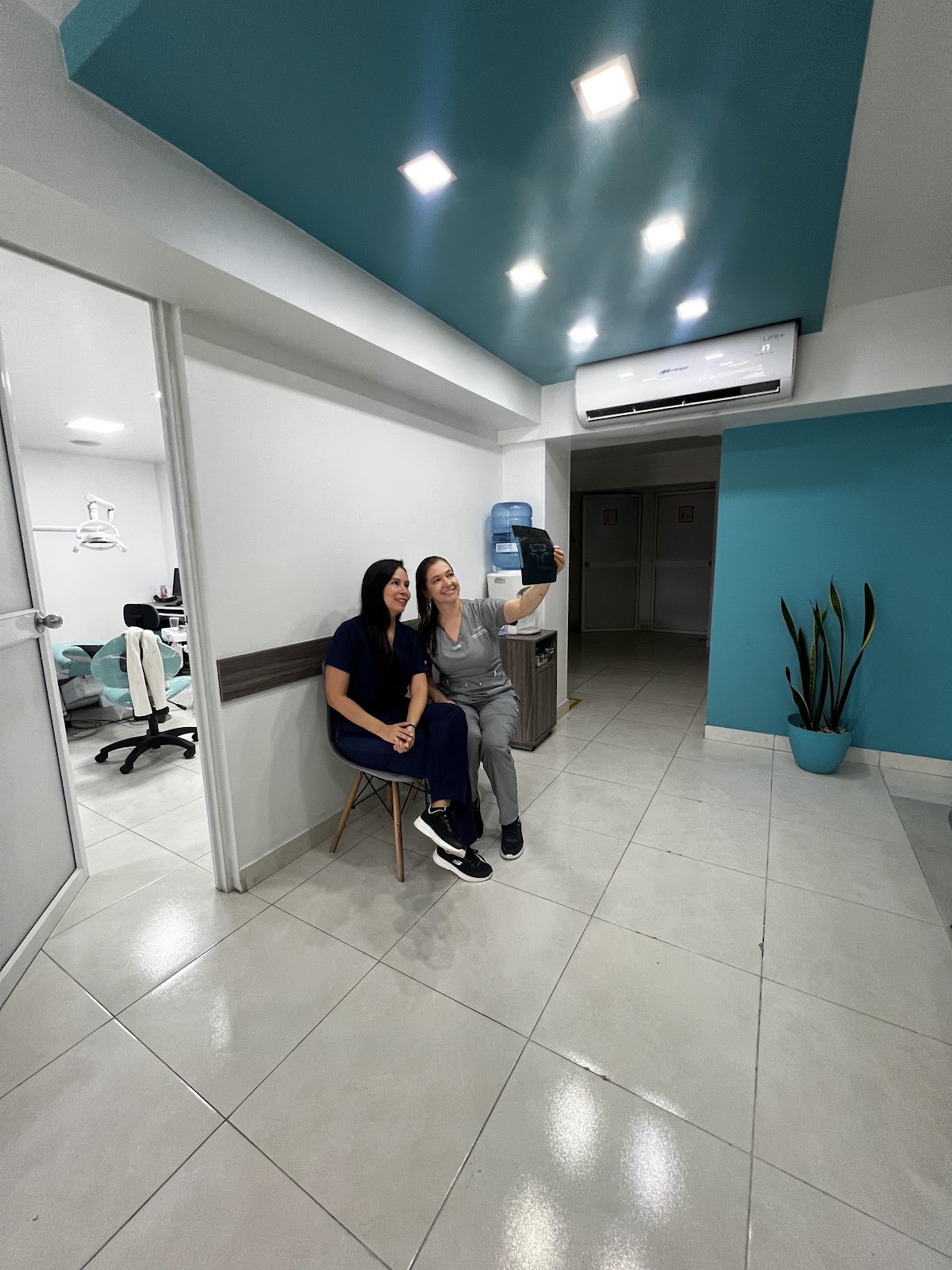 Clínica Odontológica Marcela García photo 3