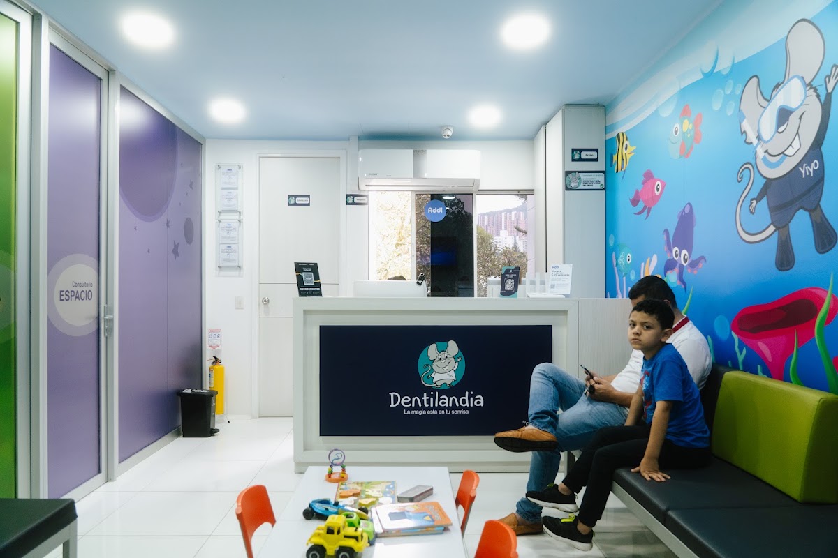 Dentilandia Odontología para Niños / Odontopediatria Medellin