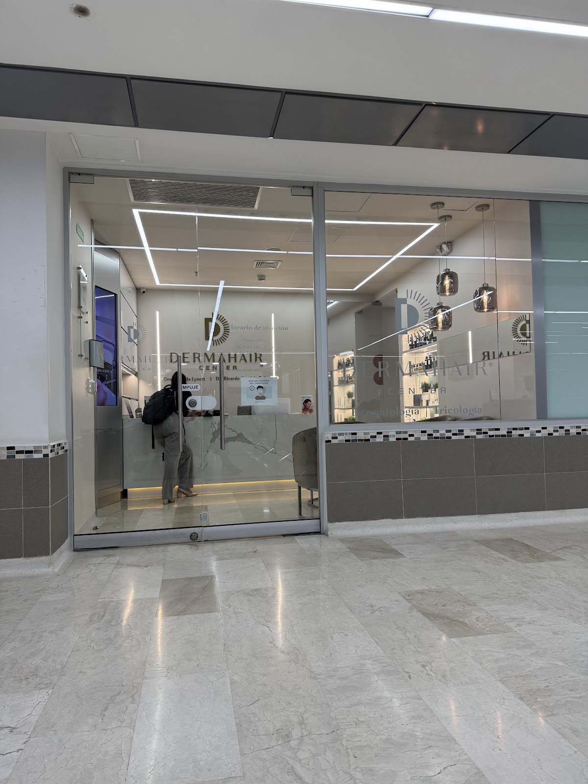 DERMAHAIR CENTER photo 3