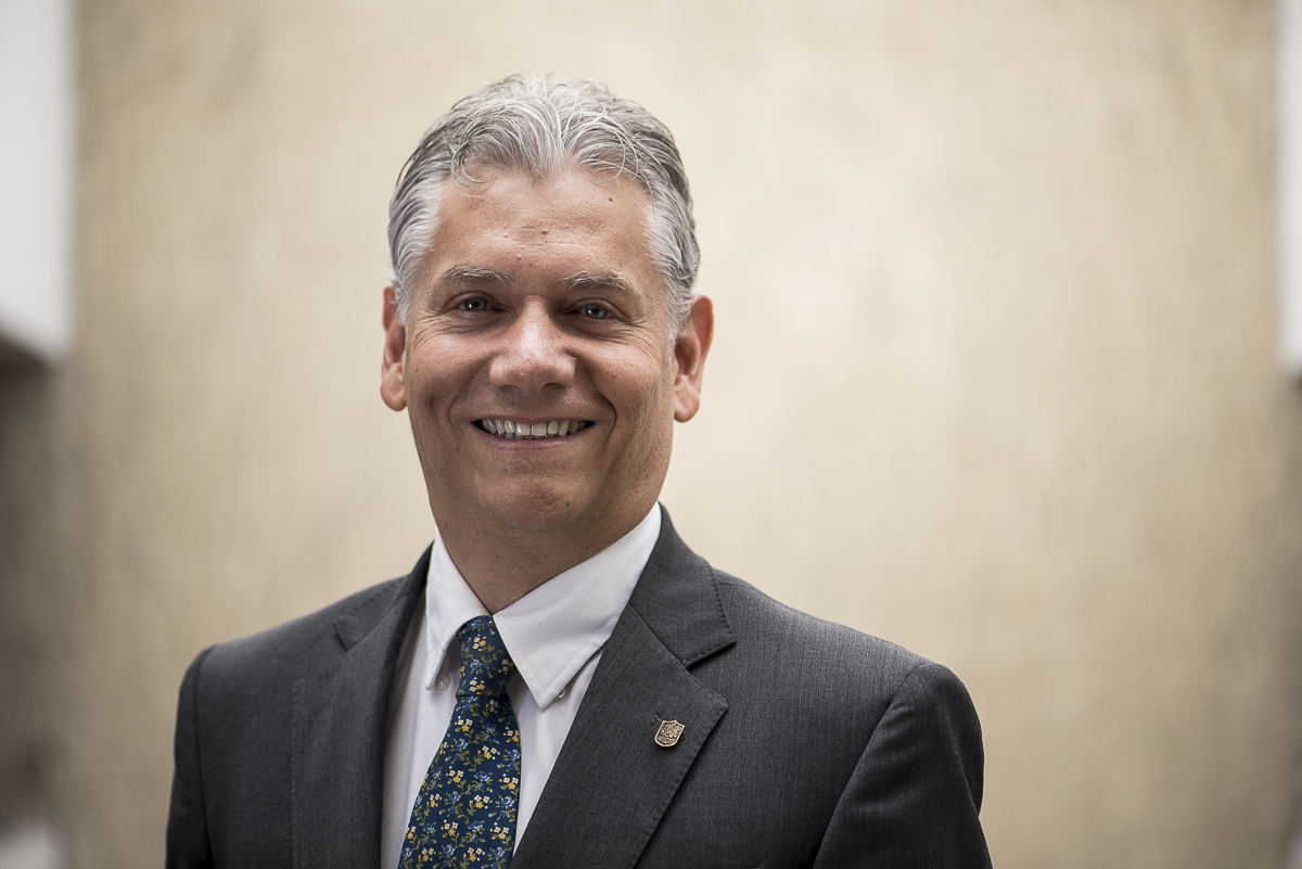 Doctor Luis Carlos Burbano - Cardiólogo Bogotá
