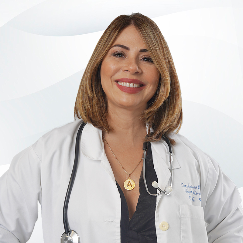Doctora Adriana corrales photo 2