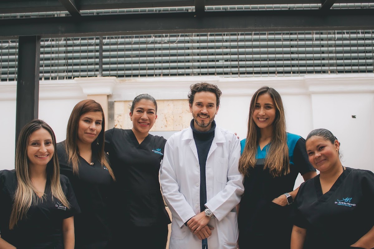 Dr. Andrés Naranjo Dermatólogo
