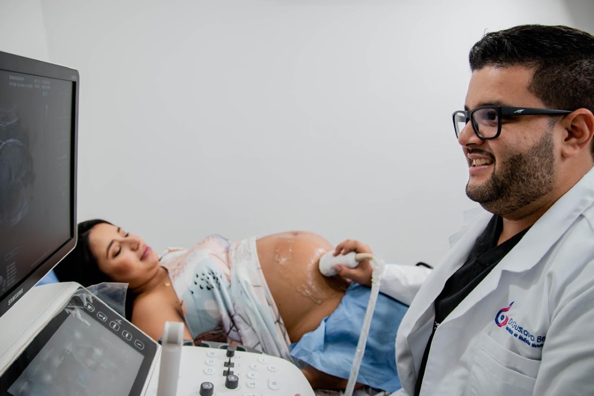 Dr. Gustavo Betin | Ginecólogo especialista en Medicina Materno Fetal o Perinatología | Consulta preconcepcional
