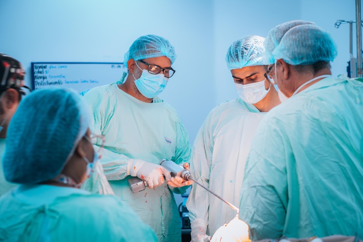 Dr. Iván Donado photo 2
