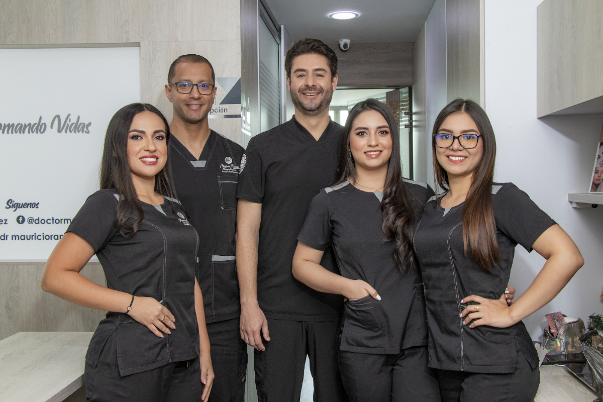 Dr. Mauricio Ramirez - Cirujano Plástico, Estético y Reconstructivo photo 2