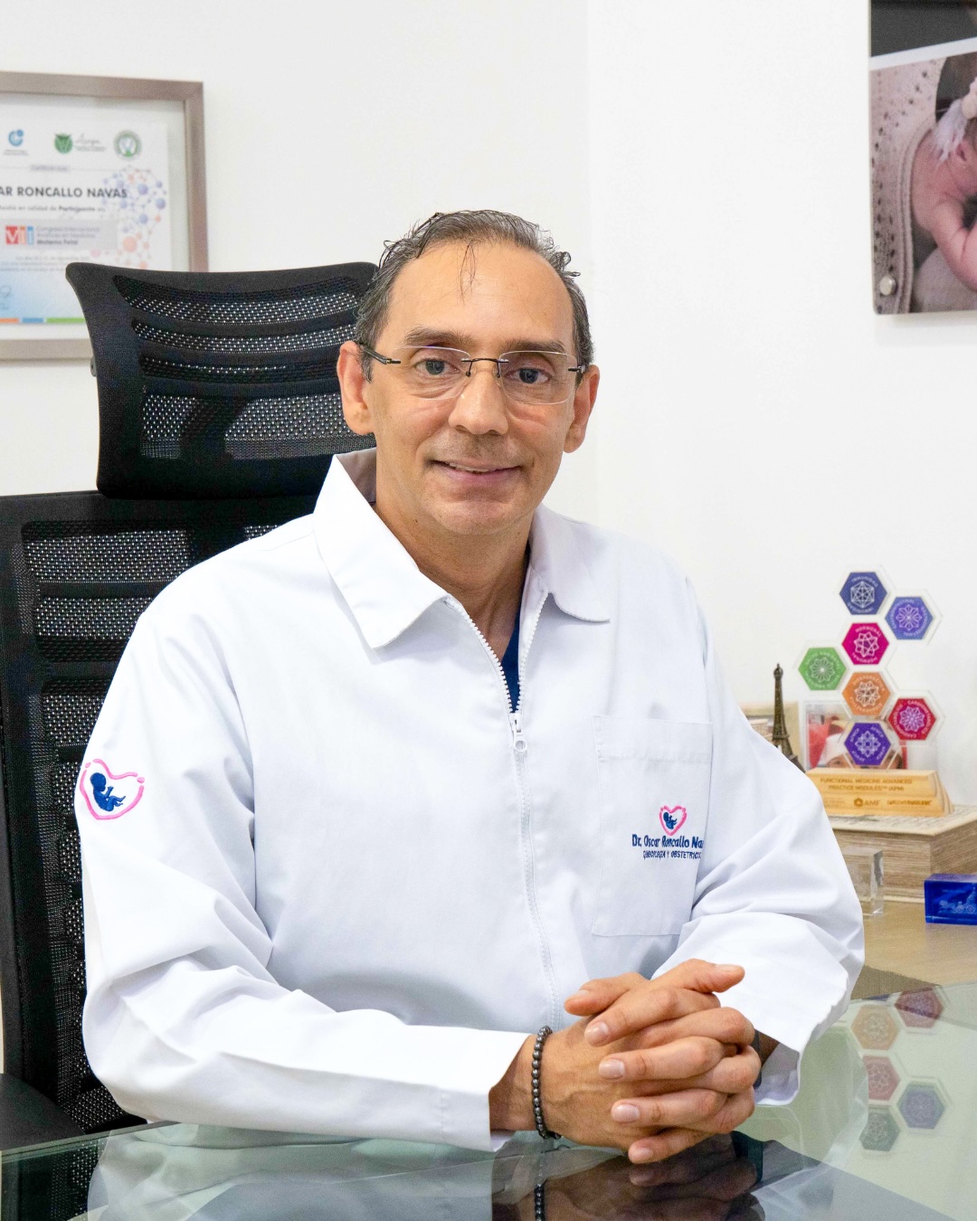 Dr. Óscar Roncallo Navas