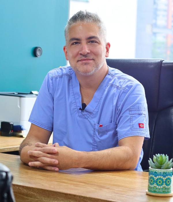 Dr Santiago Gómez Correa I Cirugía Bariátrica Medellín photo 2