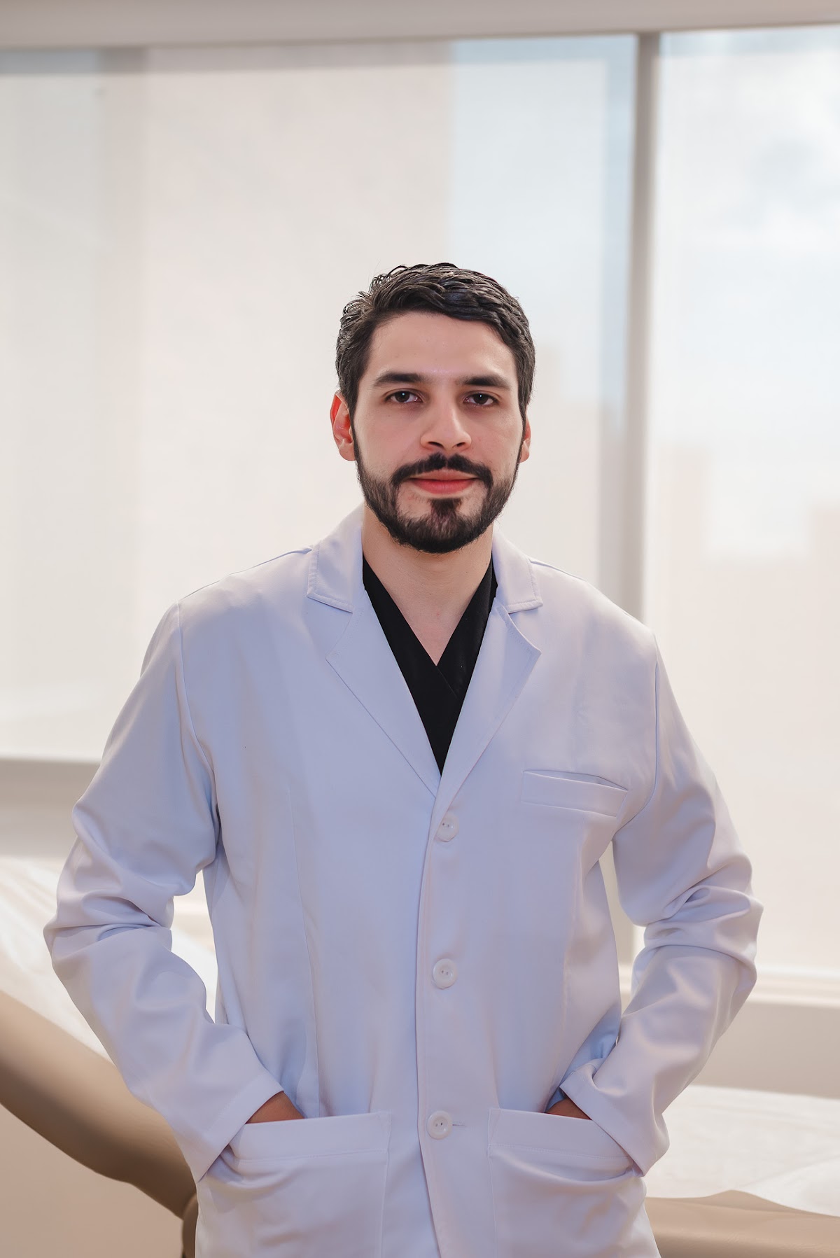 Dr. Sneiderma