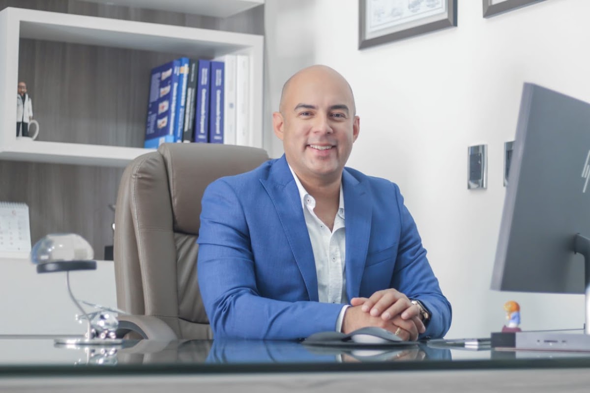 Dr. Villafañe