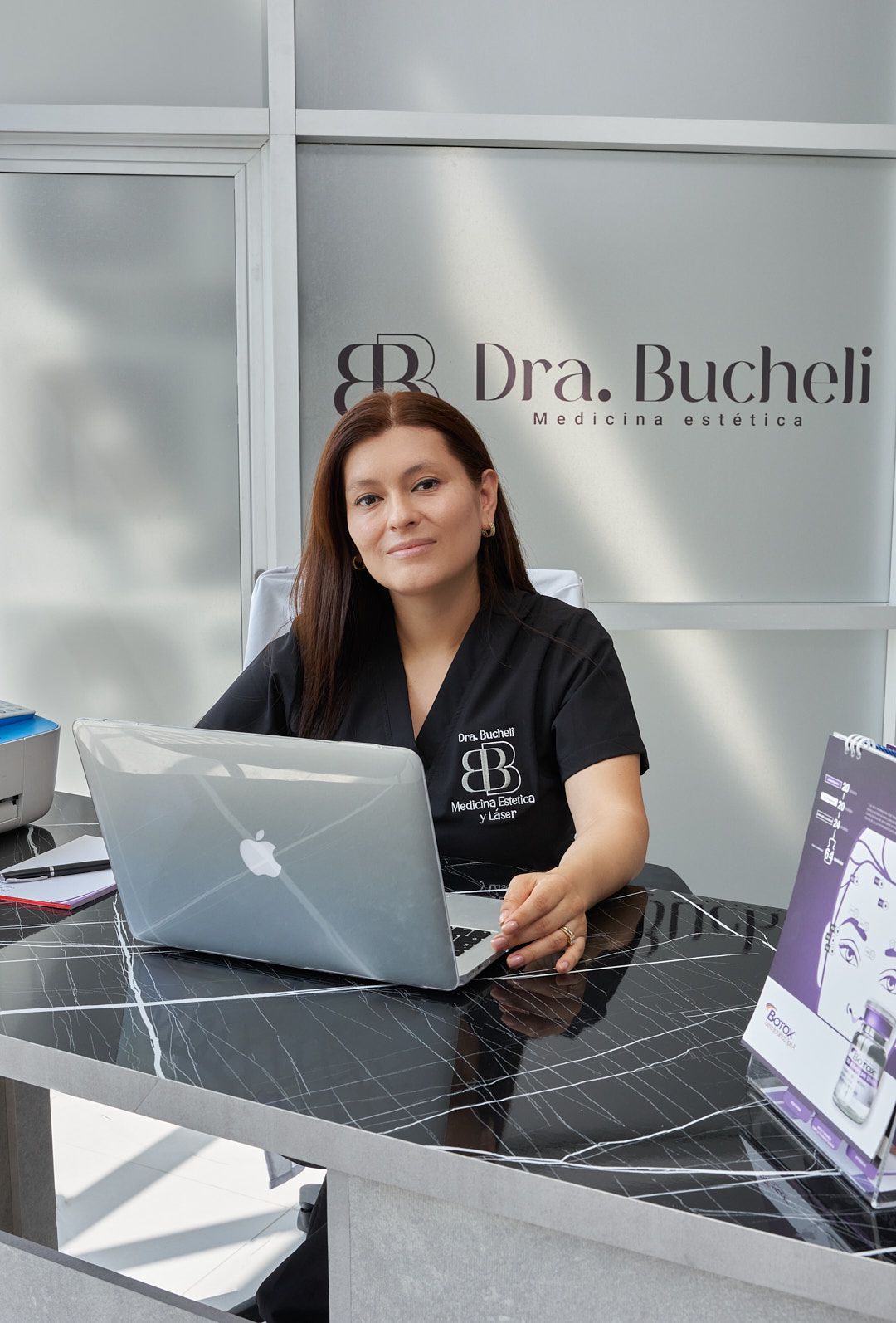 Dra. Bucheli | Depilación Láser | Limpieza Facial | Hydrafacial | BOTOX | Suero Terapia | Terapia Capilar