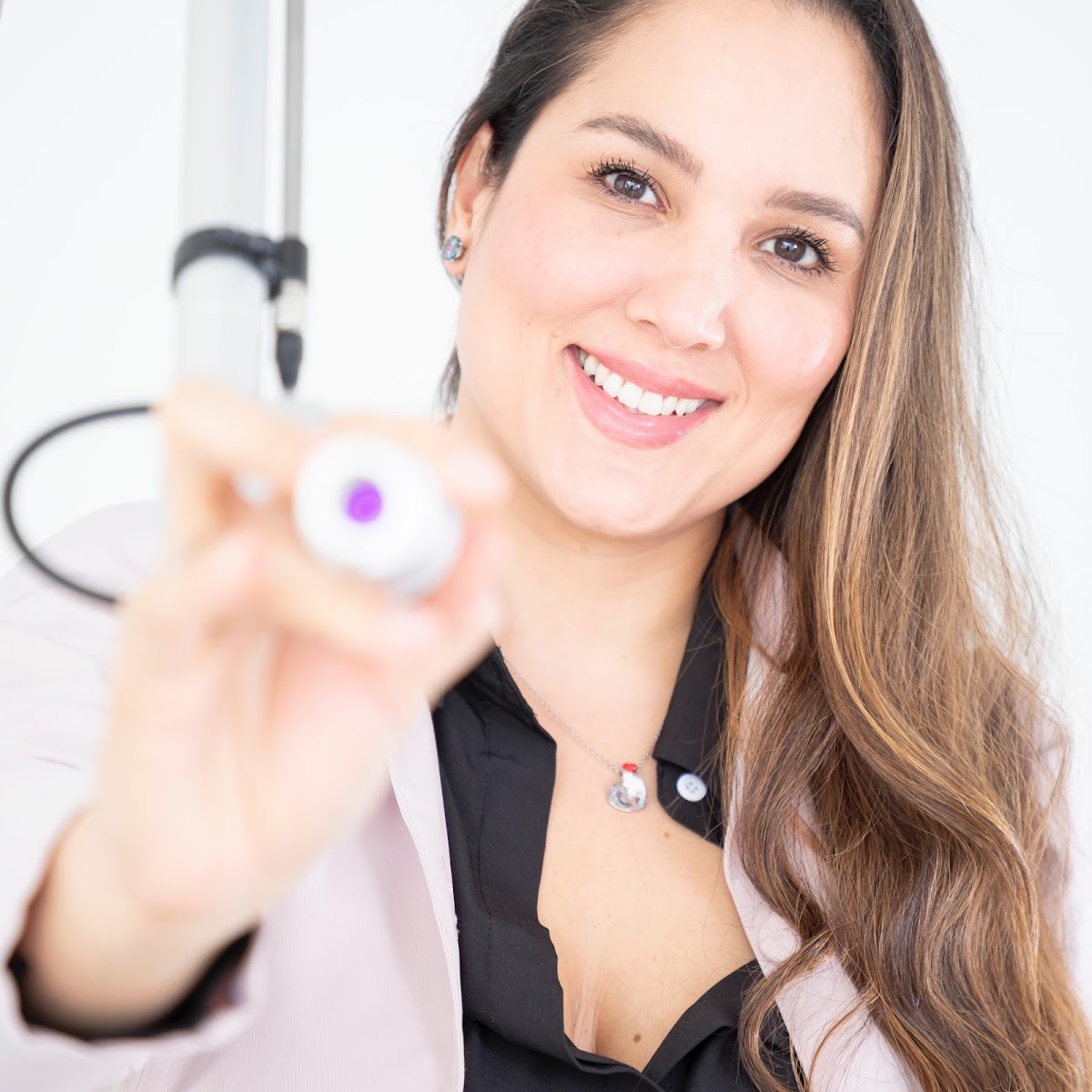 Dra Diana Zapata Dermatóloga