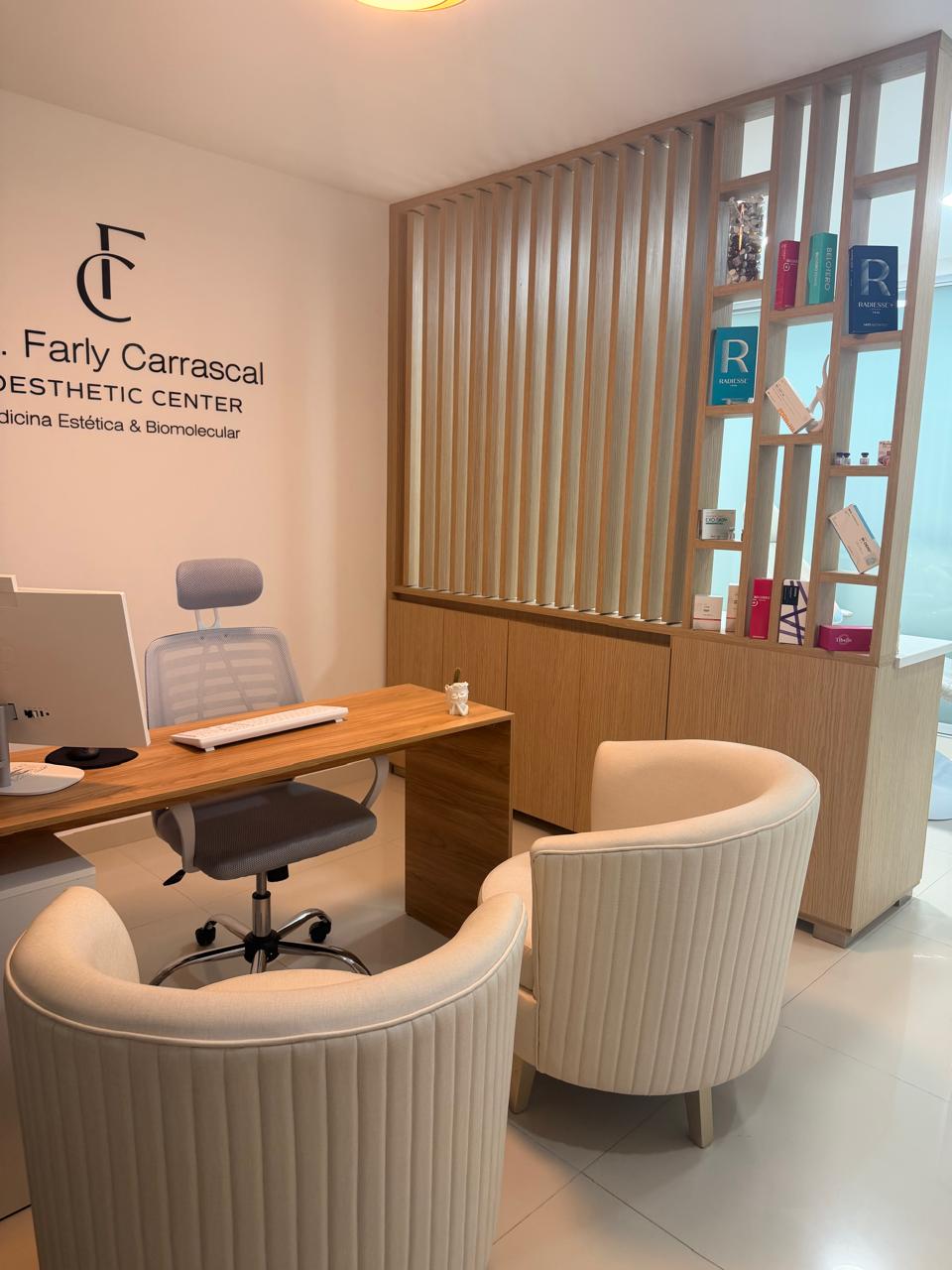 Dra Farly Carrascal BIOESTHETIC CENTER Medicina Estetica Y Biomolecular photo 2