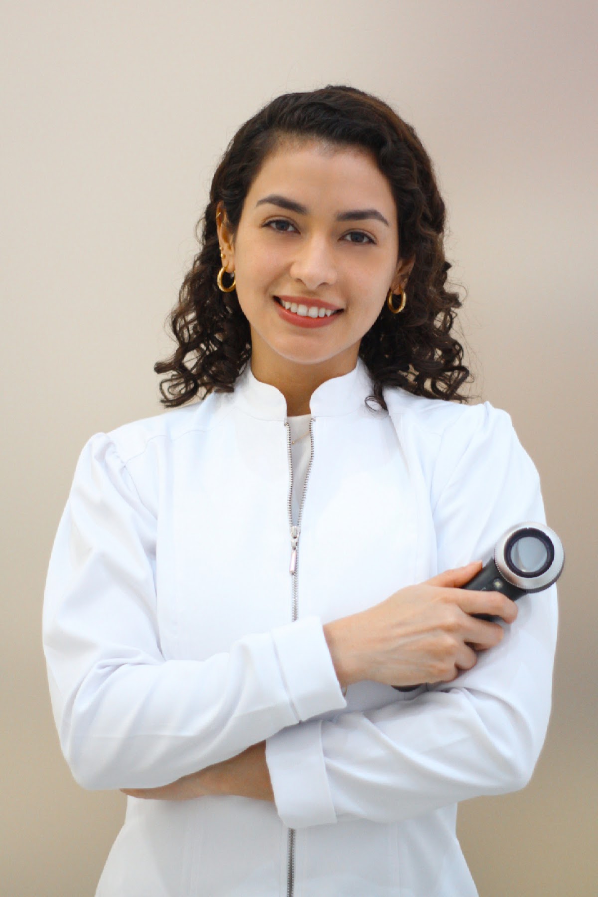 Dra. Sofía Olivares. Dermatóloga photo 2