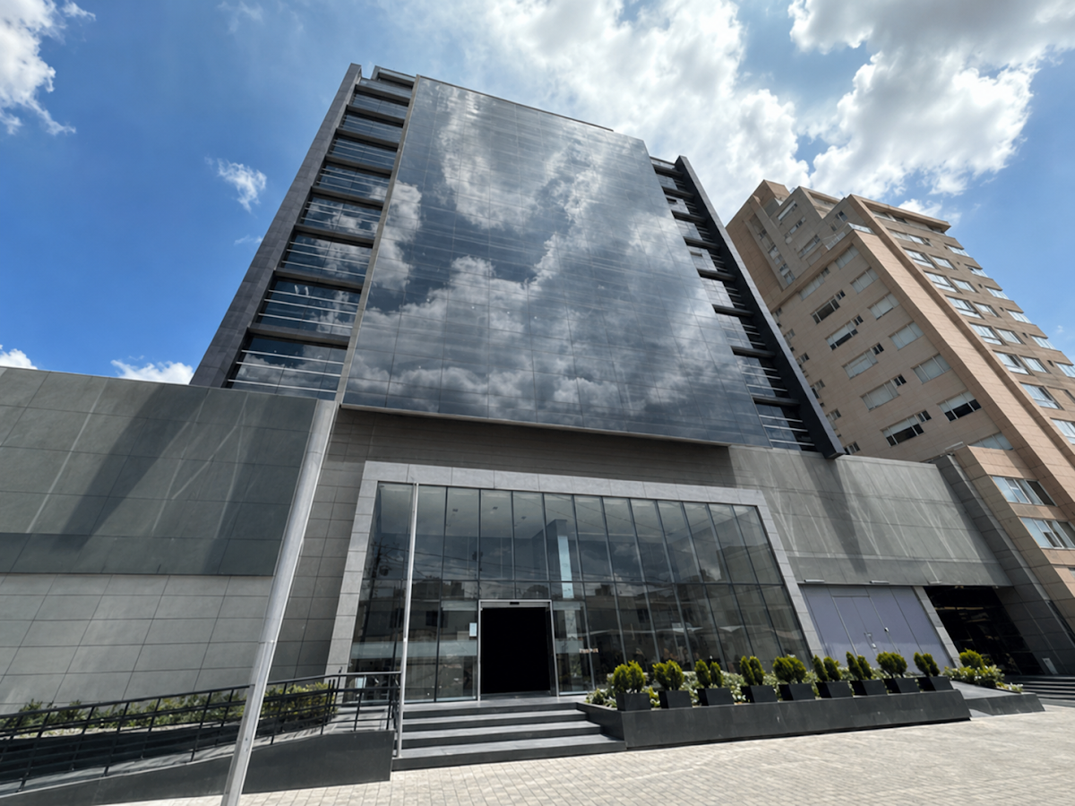 Estudioderma - Dermatólogia en Bogota adultos y niños photo 3