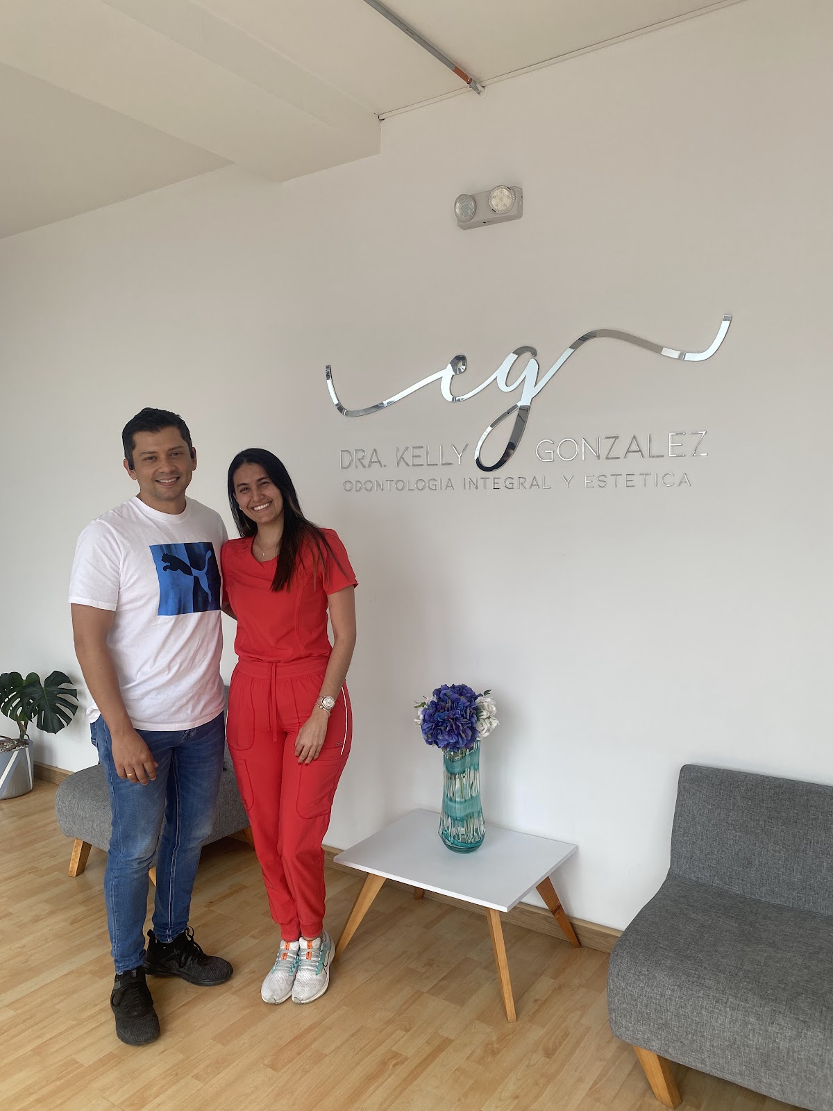 Hollywood Veneers - Pereira | EJE Centro Clinico Dental - Digital Dentistry photo 2