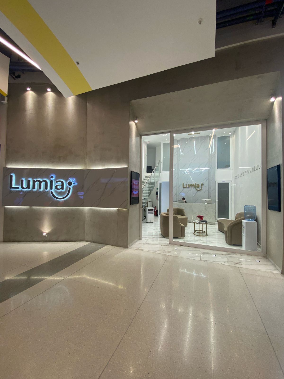 Lumia odontología