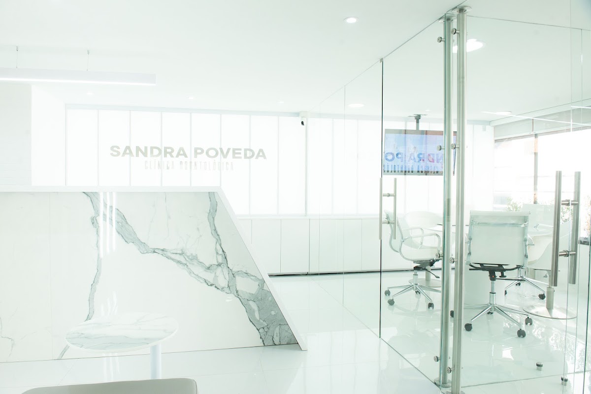 Sandra Poveda Clínica Odontológica