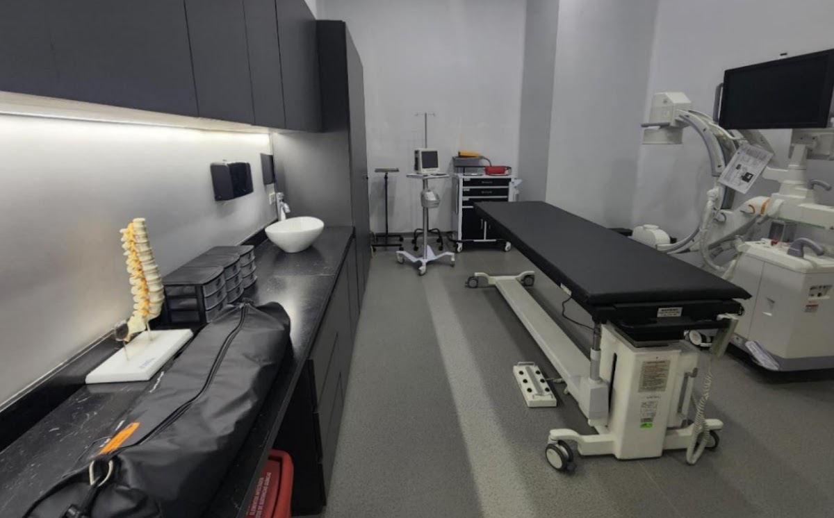 Soluciones integrales del dolor Dr. Nelson Cure photo 2