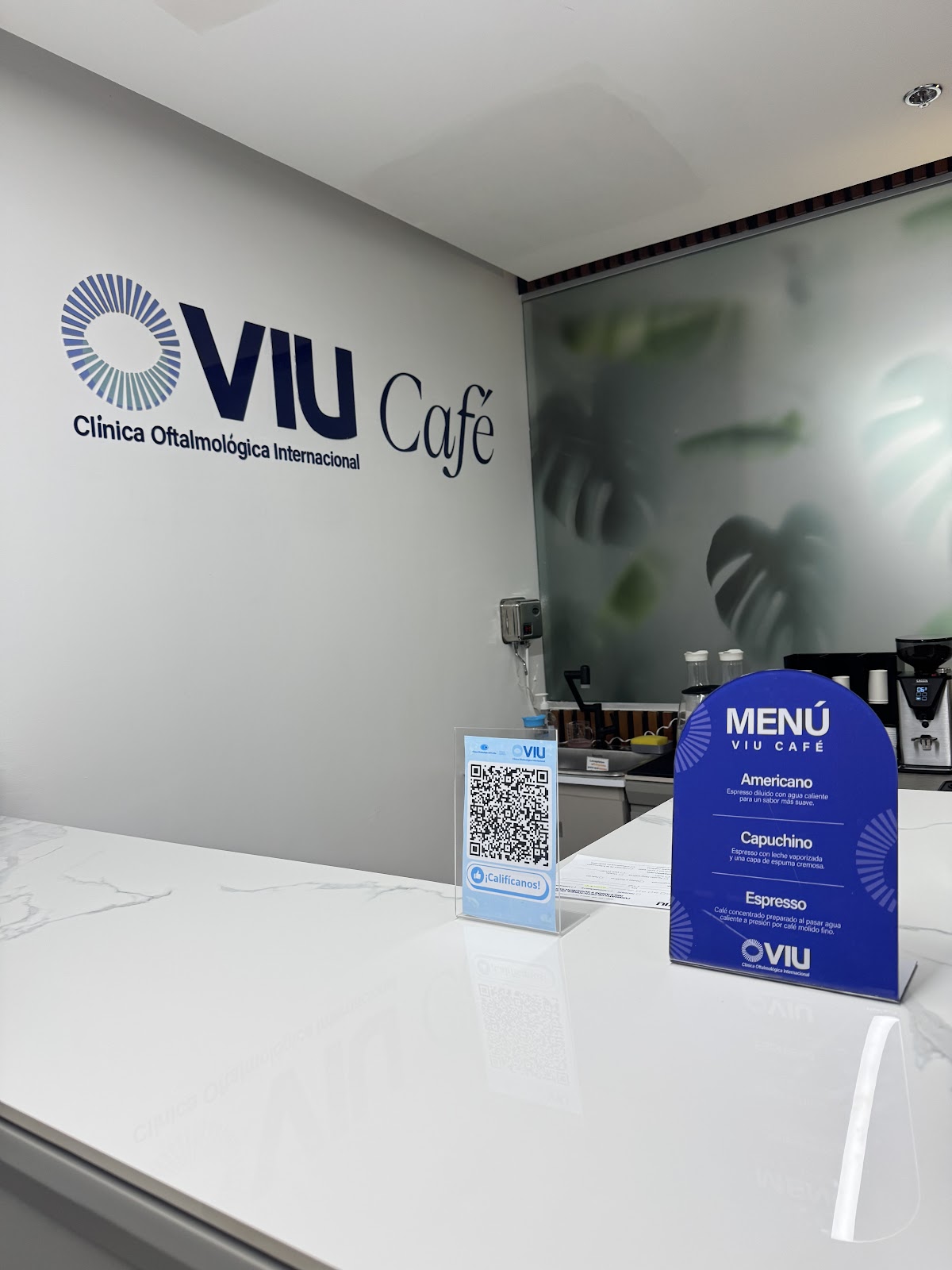 VIU - Clínica Oftalmológica Internacional photo 2